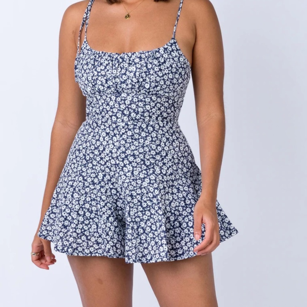 Princess Polly mini romper
